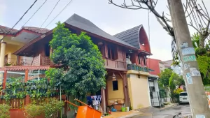Jasa Pembuatan Rumah Kayu Bangkalan PER METER