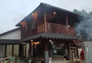 Kontraktor Pembuatan Villa Kayu Kabupaten Madiun PER METER