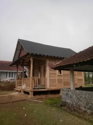 Kontraktor Pembuatan Rumah Kayu Kabupaten Bandung BERPENGALAMAN